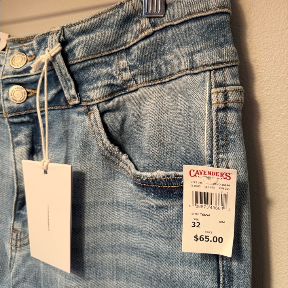 Boot Cut Jeans perfect for Rodeo! - Picture 2 of 6